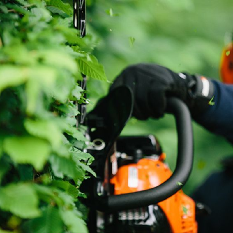 ECHO 21.2cc 2-Stroke Hedge Trimmer HCR-165ES