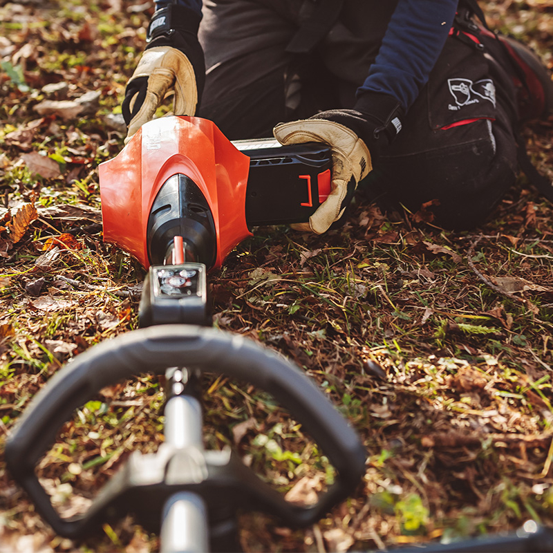 ECHO 50.4V Battery Powered Line Trimmer Skin Only DSRM-2600/L