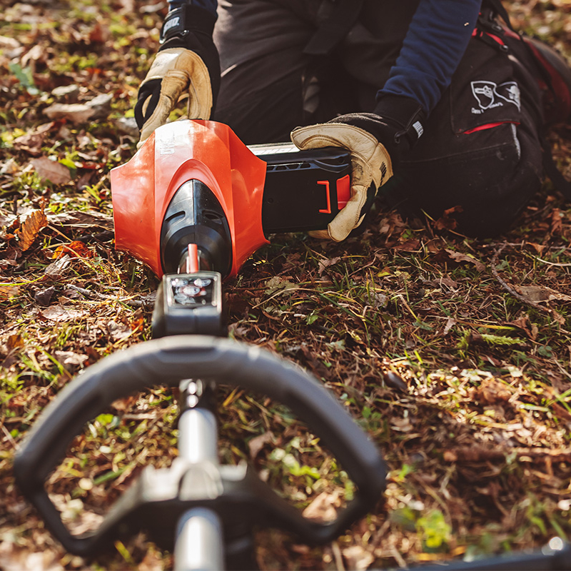 ECHO 50.4V Battery Powered Line Trimmer Skin Only DSRM-2600/L