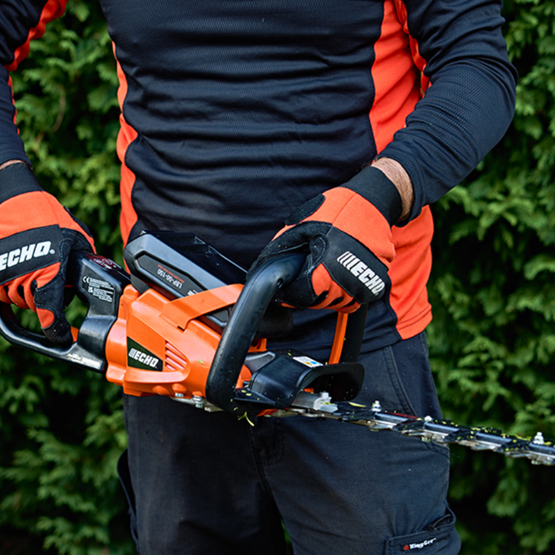 ECHO 56 cm Lightweight Hedge Trimmer Skin DHC-2200R