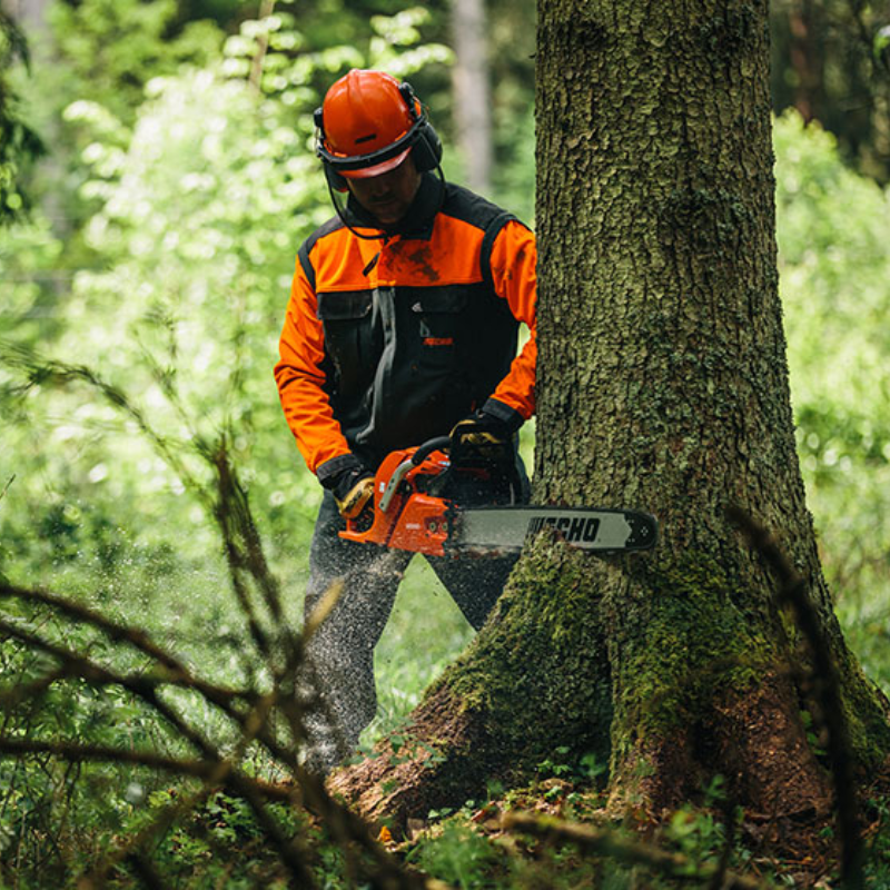 ECHO Heavy Duty Professional Chainsaw CS-621SX