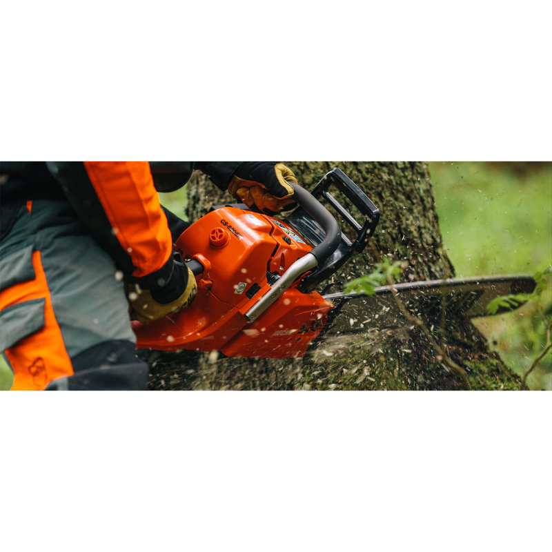 ECHO Heavy Duty Professional Chainsaw CS-621SX