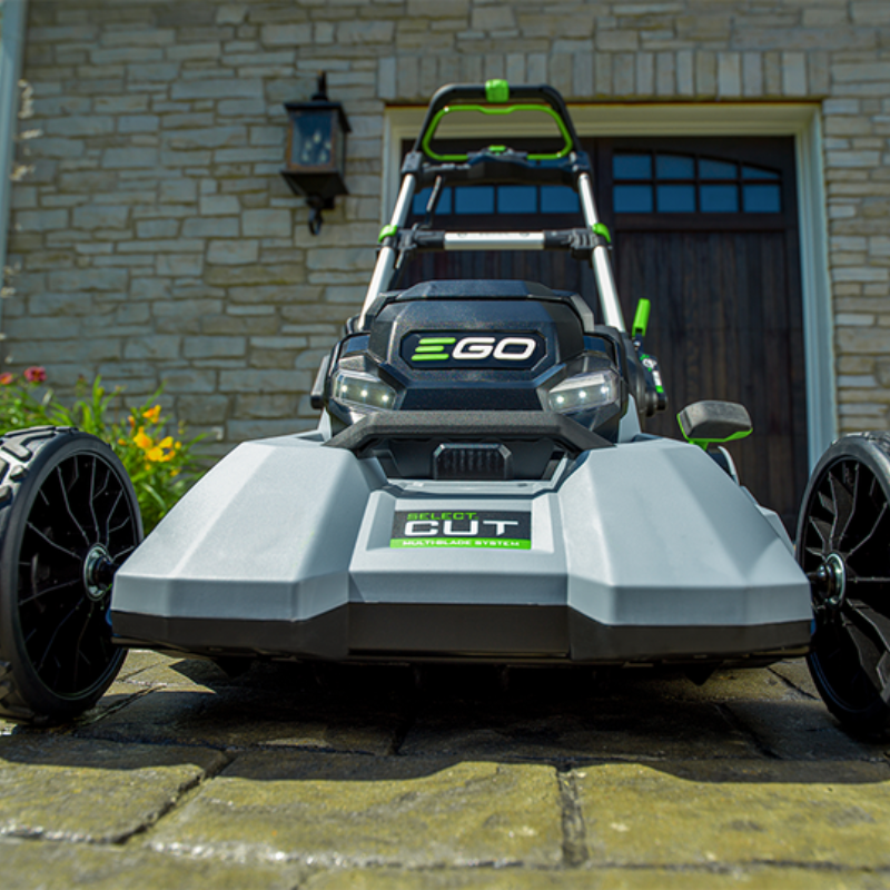 EGO POWER+ 56V 52cm SELECT CUTTM Multi-Blade Self-Propelled Mower KIT  Includes 7.5Ah Battery & Rapid Charger LM2135E-SP