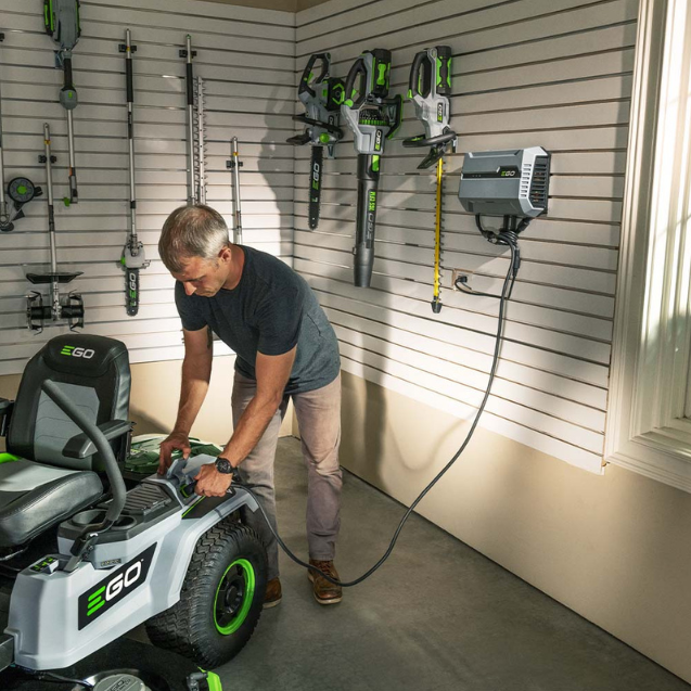 EGO POWER+ 56 V 107 cm (42″) E‑Steer™ Zero‑Turn Ride‑On Mower Kit ZT5205E-L