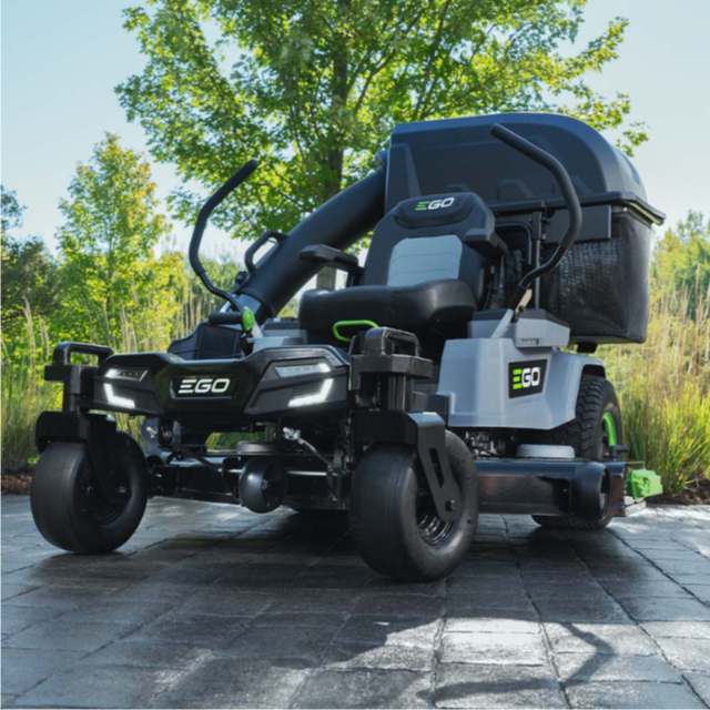 EGO POWER+ 56 V 107 cm (42″) E‑Steer™ Zero‑Turn Ride‑On Mower Kit ZT5205E-L