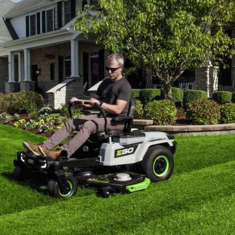 EGO POWER+ 56 V 107 cm (42″) E‑Steer™ Zero‑Turn Ride‑On Mower Kit ZT5205E-L