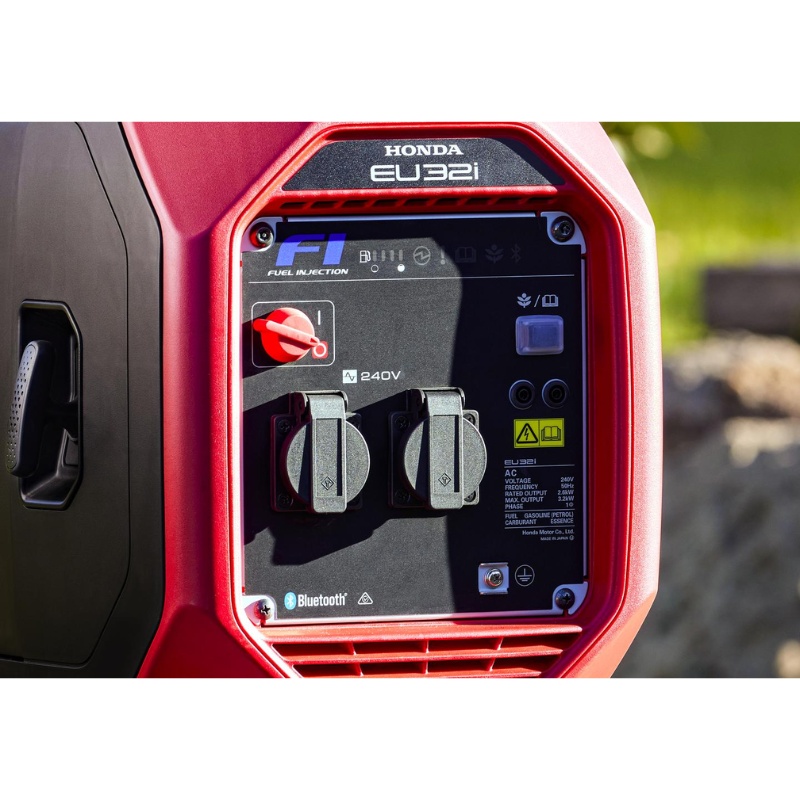 Honda 3200W Lightweight Smart Inverter Generator EU32i