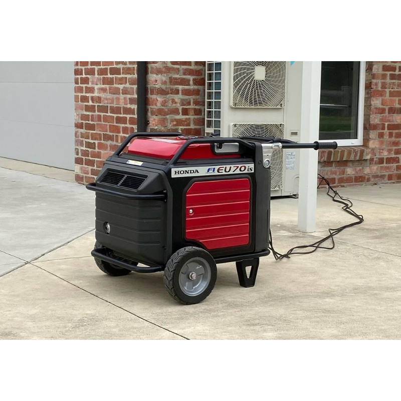 Honda 7000W Heavy-Duty Inverter Generator EU70is