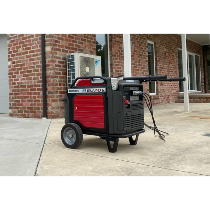 Honda 7000W Heavy-Duty Inverter Generator EU70is