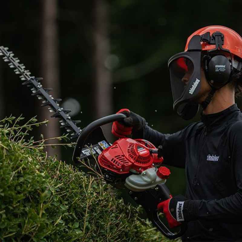 Shindaiwa 21.2cc 2-Stroke Double-Sided Hedge Trimmer DH202
