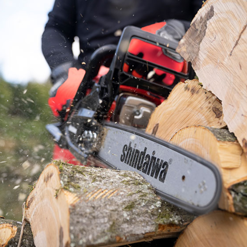 Shindaiwa 34.4cc 2-Stroke Chainsaw with Auto Choke and Soft Start 14 Inch 3/8 LP 341AC/35