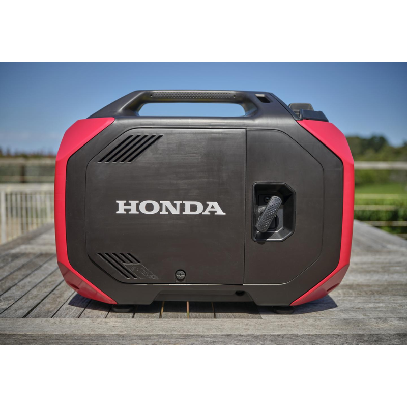 Honda 3200W Lightweight Smart Inverter Generator EU32i